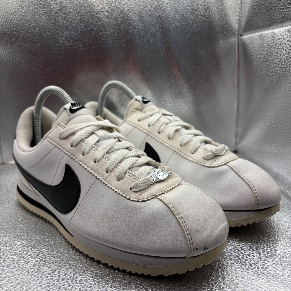 Size 7.5 Nike Cortez Basic Leather White Black Mens Running Shoes 819719-100‎